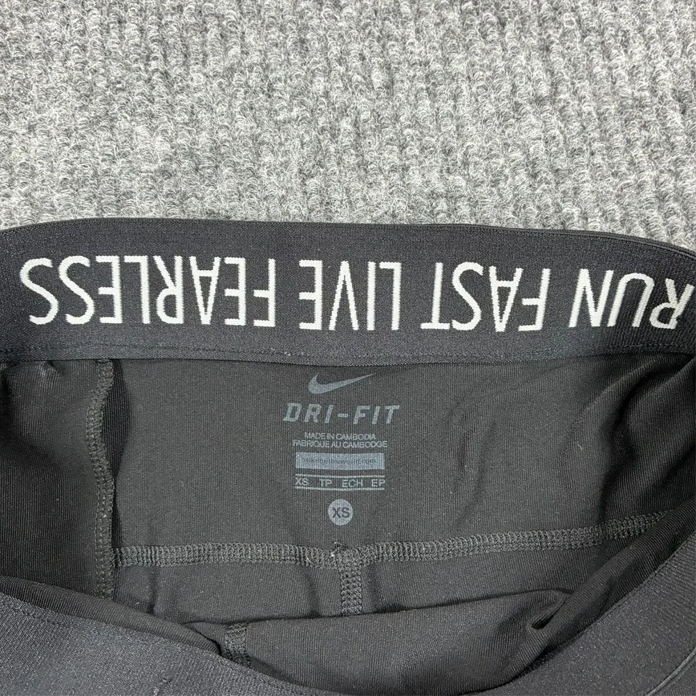 Nike Dri-FIT Fast Live Fearless Crop Leggings Womens XS Black Running Pants